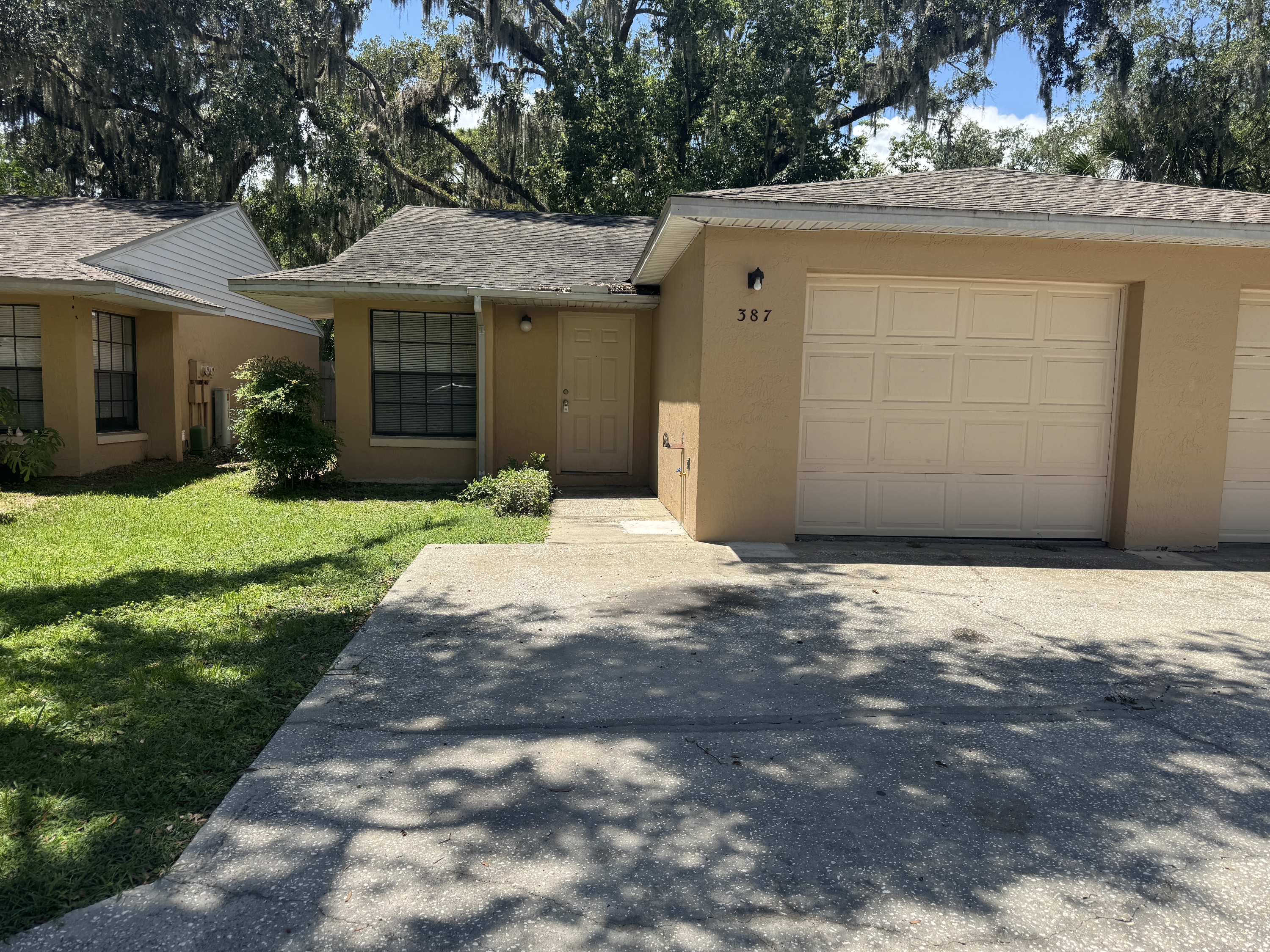 387 Acorn Lane - 1